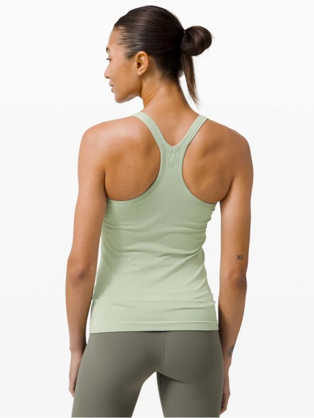 GUC Lululemon Matching Set. Size Top 6/Bottom 4